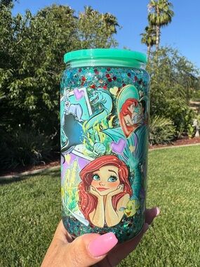 The little mermaid Ariel snow globe tumbler 16oz